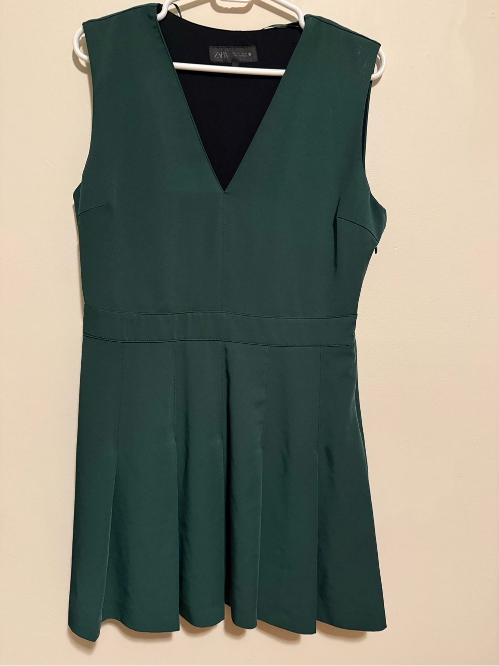Zara Forest Green V-Neck Pleated Mini Dress Size L